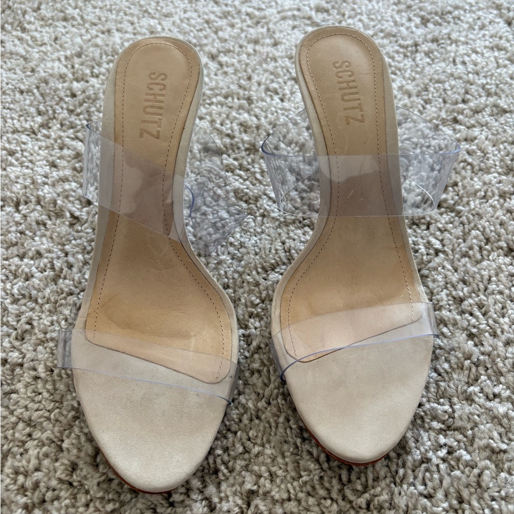 New NWT Schutz Leather Clear Heels